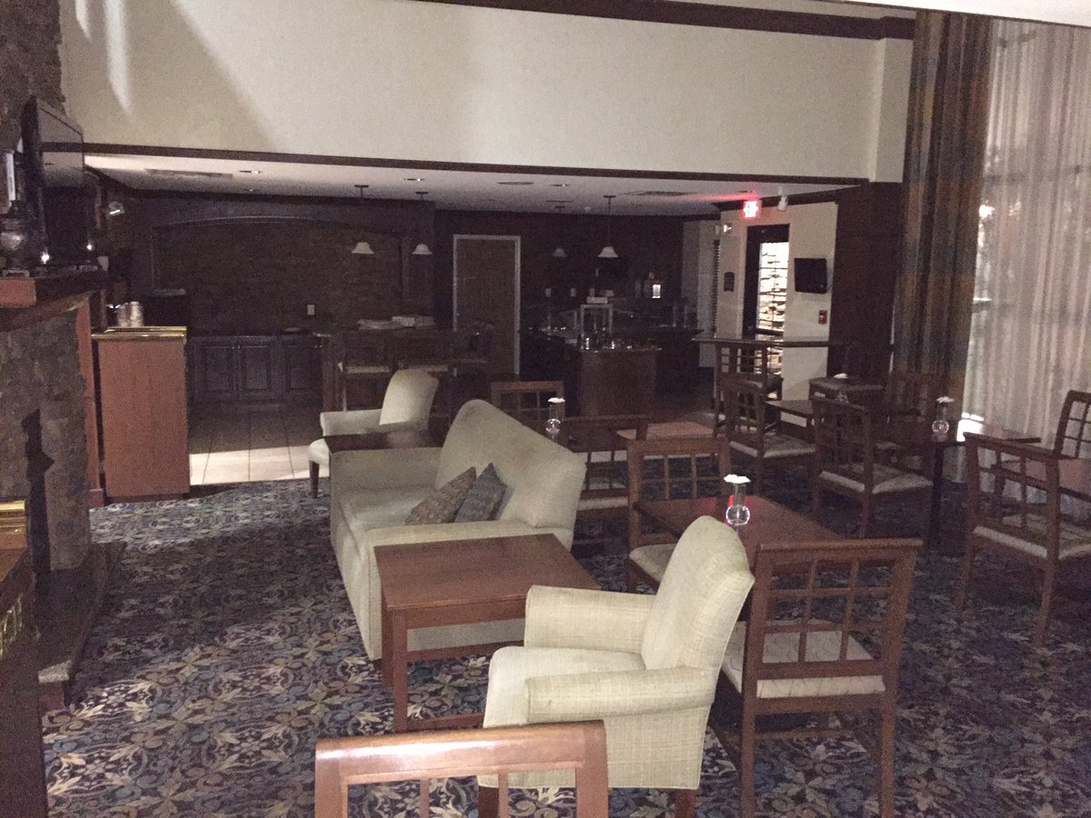 dspindle's tweet photo. Room is dark and TV was reprogrammed to not show sports. @Staybridge https://t.co/3PUN89jVdj
