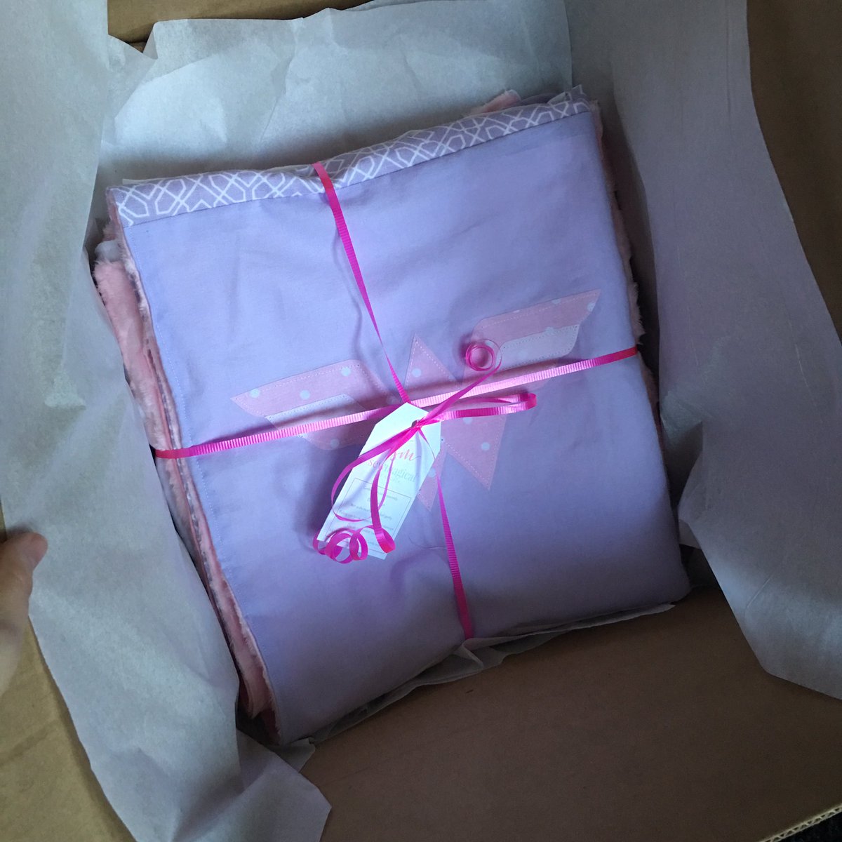 shopsewmagical's tweet photo. I love wrapping up my creations &amp; sending them out #handmade #EtsyShop #SuperheroSaturday #SmallBusinessSaturday https://t.co/p2DfwDoB2I