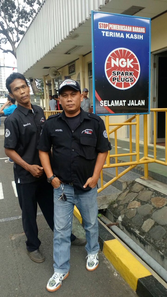 Axfc_chacink's tweet photo. Ikut serta kunjungan ke NGK PT. Bersama PKMB kita bisa...
@Leo_GTRadial @GTRadial_Indo @astra_toyota @DaihatsuInd https://t.co/1lKT8d1bZA