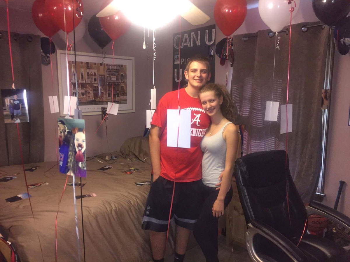 ivy_cruden's tweet photo. Beyond happy that he's my hoco date https://t.co/qaTn2XUaa5