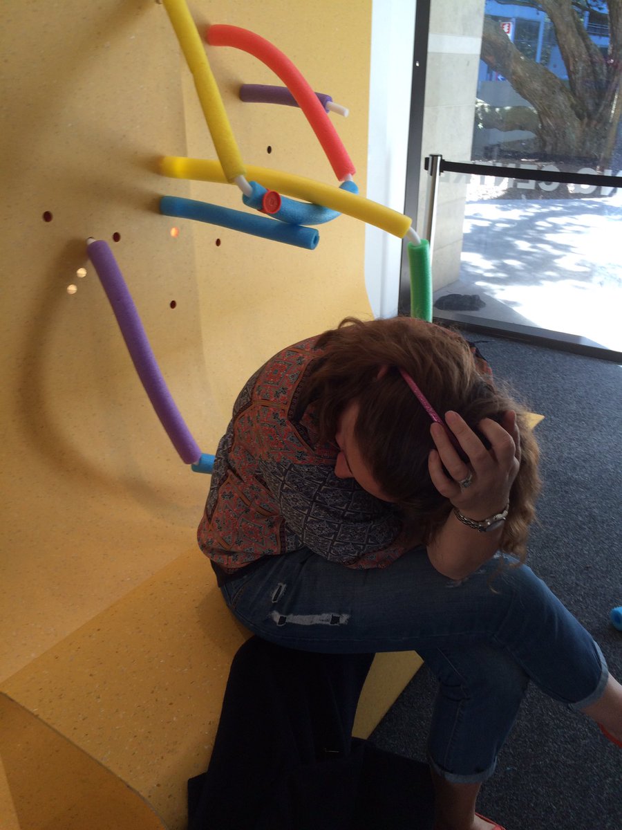 DavidBellNZ70's tweet photo. #CLCYellow #donttakemyphoto #kidsheaven https://t.co/xJ7mXHNssU