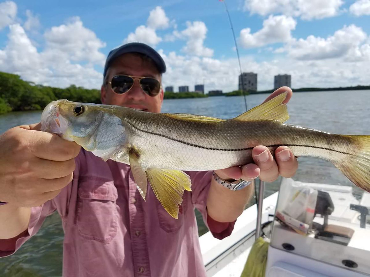 StanandHaney96K's tweet photo. #FishOn #Snooook @DaveTheWatermen @96_krock @DTrain96krock #TheStanandHaneyShow https://t.co/J8WGI935Ot