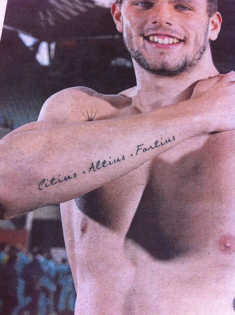 skiourophile's tweet photo. Local Olympian is sporting Latin: citius, altius, fortius #foundlatin #Ozclassics https://t.co/4vcmNGxLsL