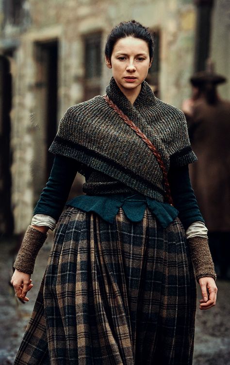 OutlanderCostum's tweet photo. Lets get back to the business at hand... https://t.co/jc70dweK58