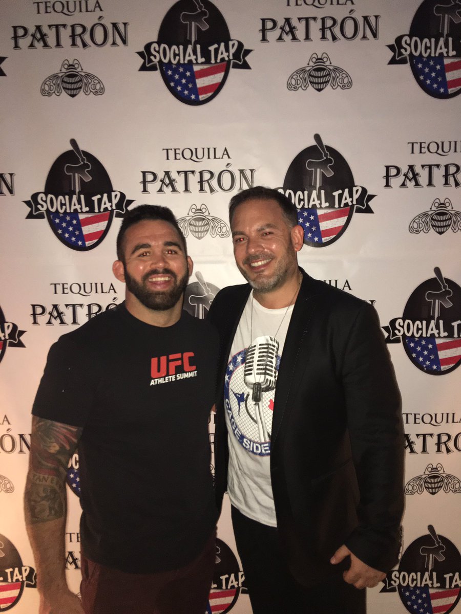 Jamm7media's tweet photo. Get down to @SocialTapPub #Scottsdale for our #MMARadio show @CageSideSeatMMA on @foxsports910 #JAMM7 #Scottsdale https://t.co/rCu8Voc6MD