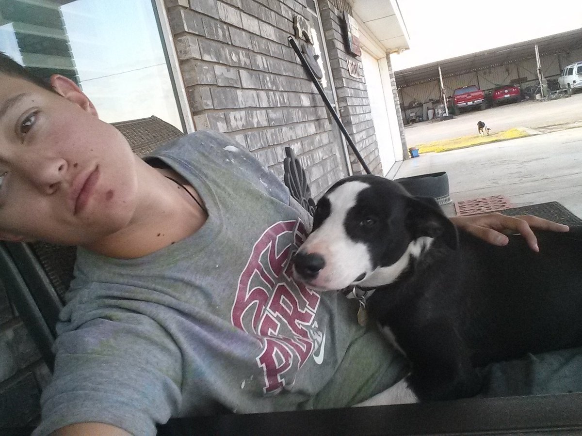 Raine441's tweet photo. Can't wait til you're out here with me. Can't wait to have my two babies back. Iloveyou i miss you and luke so much https://t.co/sT9OXOJXQc