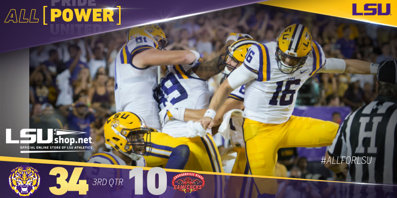 LSUfootball's tweet photo. Etling with his first rushing TD as a Tiger to put LSU up 34-10 with 3:00 left in the third quarter! #LSUshop https://t.co/GY9GVpGmbR