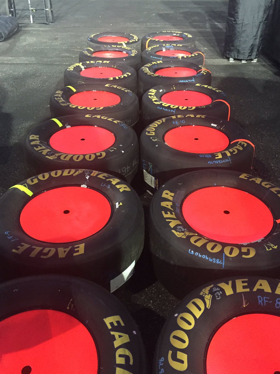 daynacaine's tweet photo. This is a pre-race photo. Not many of these left #tirestrategy @GoodyearRacing https://t.co/vCHG7Ccop0