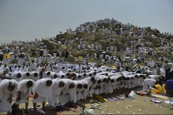TheIslamicUmmah's tweet photo. Today is the day of #Arafah, make plenty of duas and if you are fasting may Allah ﷻ accept from you Ameen https://t.co/6JE0nLxEbi
