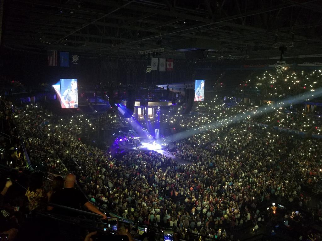 aal351's tweet photo. @blakeshelton https://t.co/DHZQXfBHPg