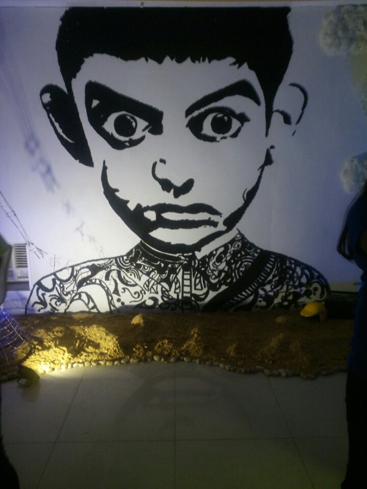 venubararia's tweet photo. @aamir_khan I hope you lyk it... #AashuChitr 🎥📷  #PKInstallation #AnnualExhibition #INIFDKolkata  #INIFDStudents https://t.co/ABKDyH0Vqz