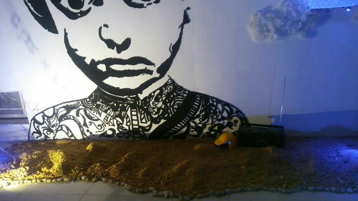 venubararia's tweet photo. @aamir_khan I hope you lyk it... #AashuChitr 🎥📷  #PKInstallation #AnnualExhibition #INIFDKolkata  #INIFDStudents https://t.co/ABKDyH0Vqz