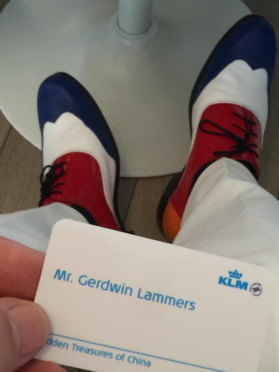 ShoesinColors's tweet photo. Invited by @KLMOpen and @chinaSouthernEU #WalkWithPride #KLMOpen #Klm https://t.co/RysD6OLT4X