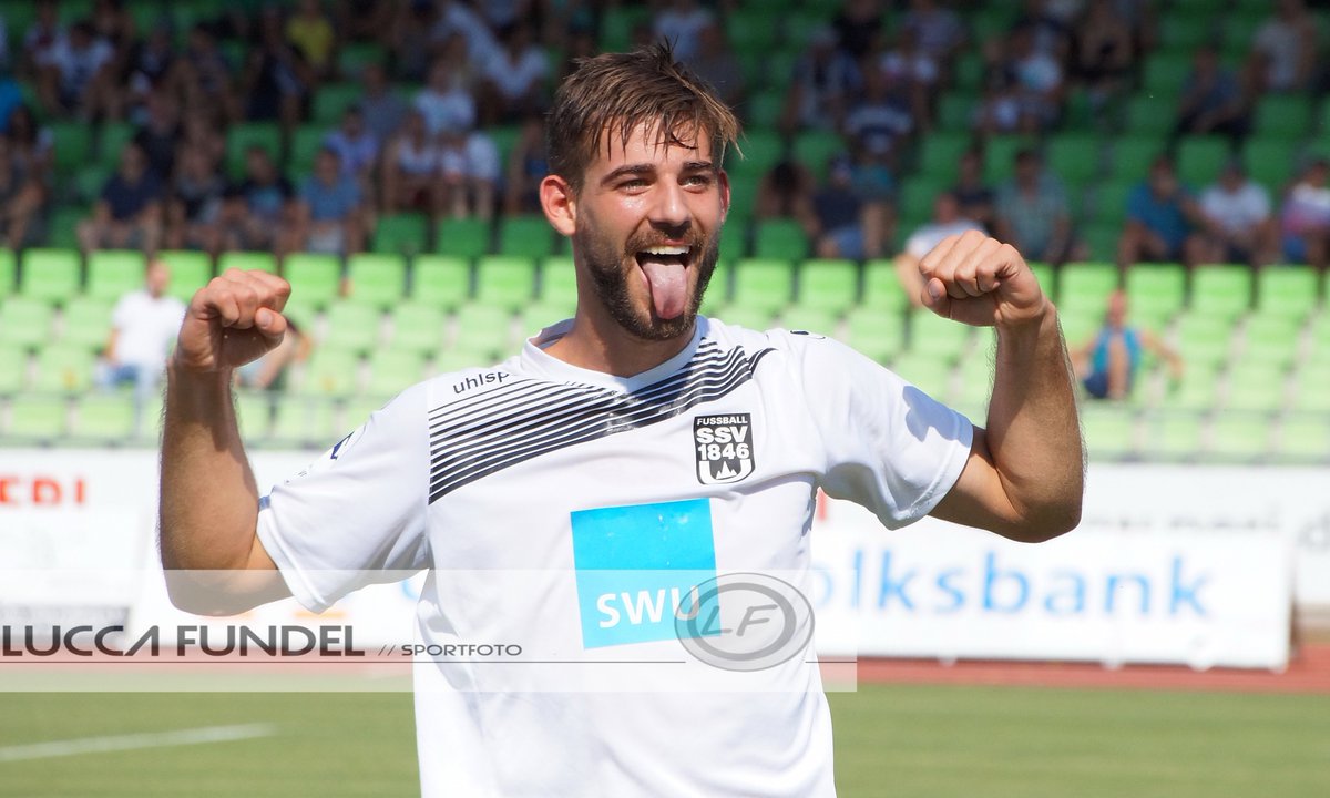 LFundel's tweet photo. #UlmerSieg #Ulm #WaldhofMannheim #DavidgegenGoliath #Braigisonfire #Donaustadion #DavidBraig #Braig #RegionalligaSW https://t.co/KaopIqG3xa