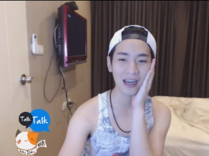 TANGMO__AS's tweet photo. คิดถึงจัง 💜  #oppatalk #kimmon @KiimMon https://t.co/oHwYkxS1FD