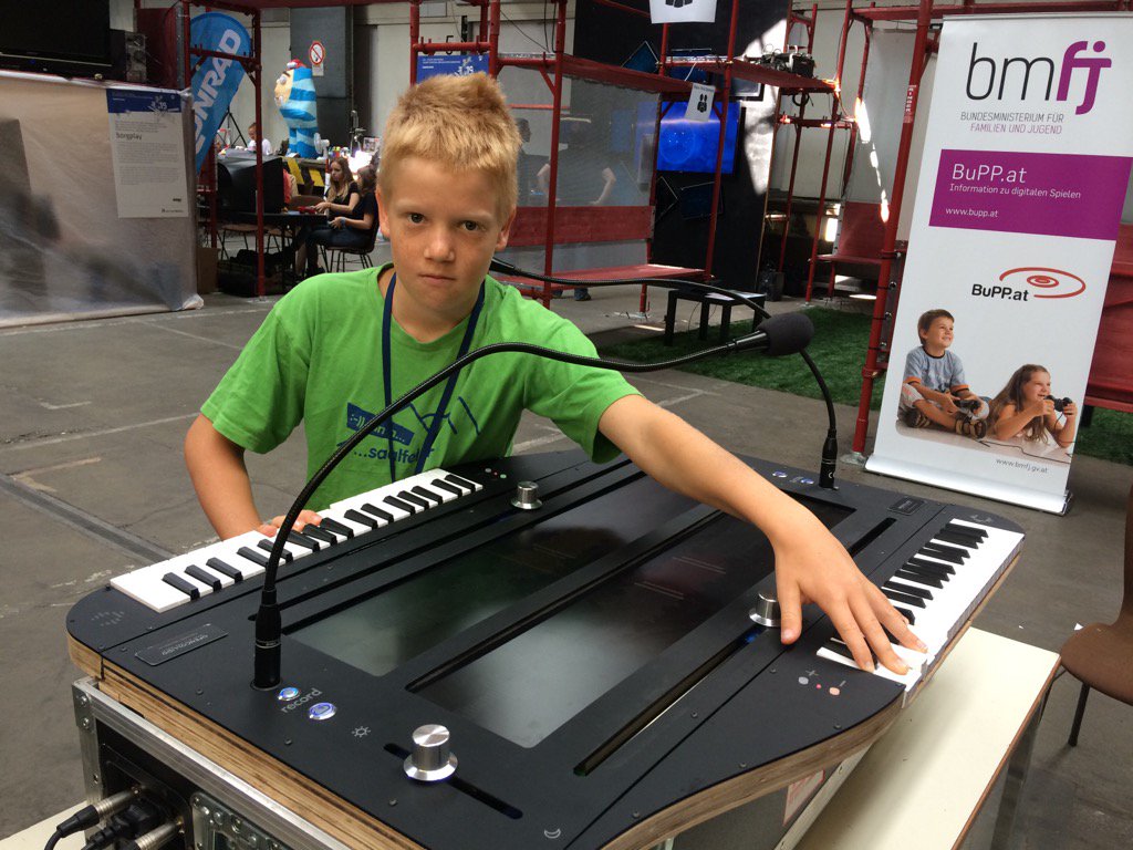 If you're friends aren't around you can play solo! <a href="/opencollido/">opencollido</a> <a href="/c4dm/">C4DM at QMUL</a> <a href="/b00t_/">IIIb00tIII</a> <a href="/ArsElectronica/">Ars Electronica</a>
<a href="/chrisjpaton/">Chris Paton</a>