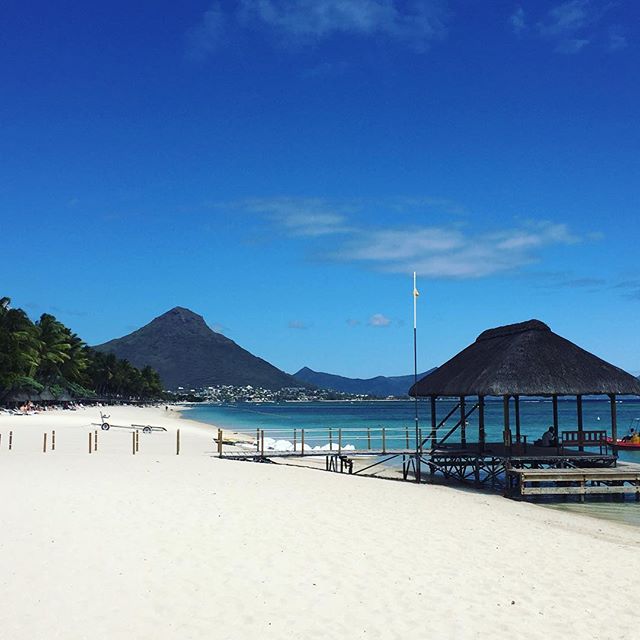 NomadGio's tweet photo. Last days in beautiful #mauritus #indianocean #happylife #digitalnomad #travel #nomad https://t.co/8FIZg7XDcB