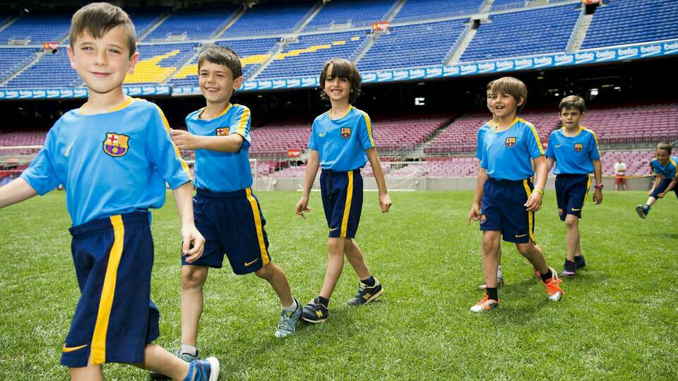 BarcaAcademy's tweet image. 👉⚽️ Presentació del curs #FCBEscola Barcelona 2016-2017 ow.ly/ohxI3045CGt