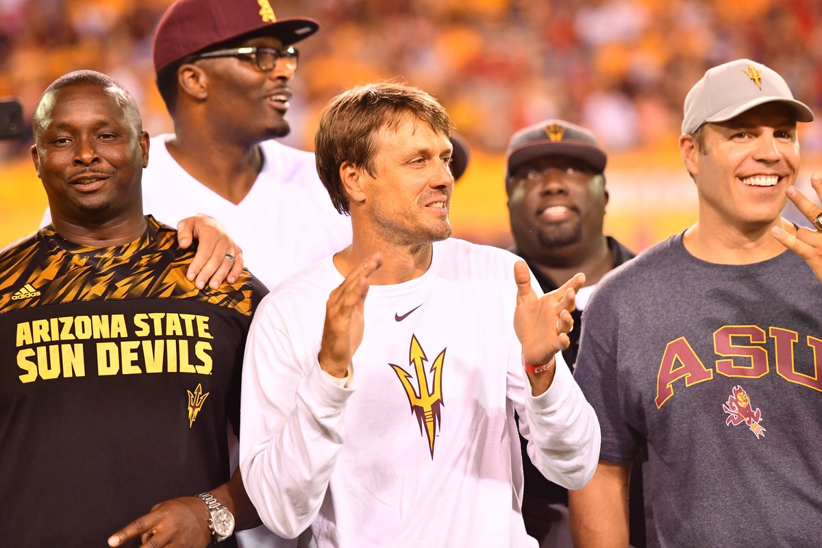 ASUFootball's tweet photo. The 1997 Rose Bowl team with Pat here in spirit! #SunDevilLegends #PT42 https://t.co/3bcSEKYRFK