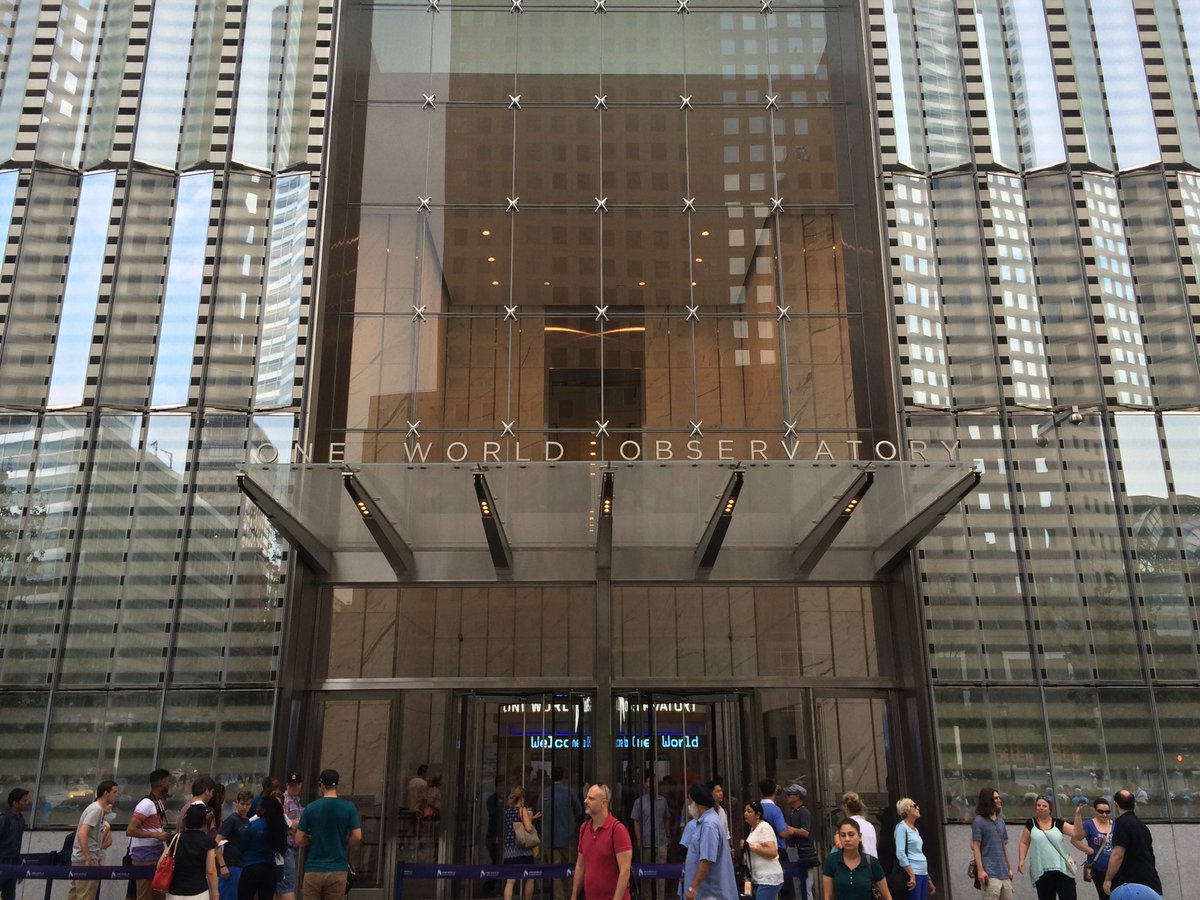 hiroshi_nyc's tweet photo. 1WTC
あの悲劇くら15年たたないうちにアメリカ1の高さに登りつめるという偉業を達成したビル
アメリカはとってもアメイジングですね
#911 https://t.co/06VthWtLZb