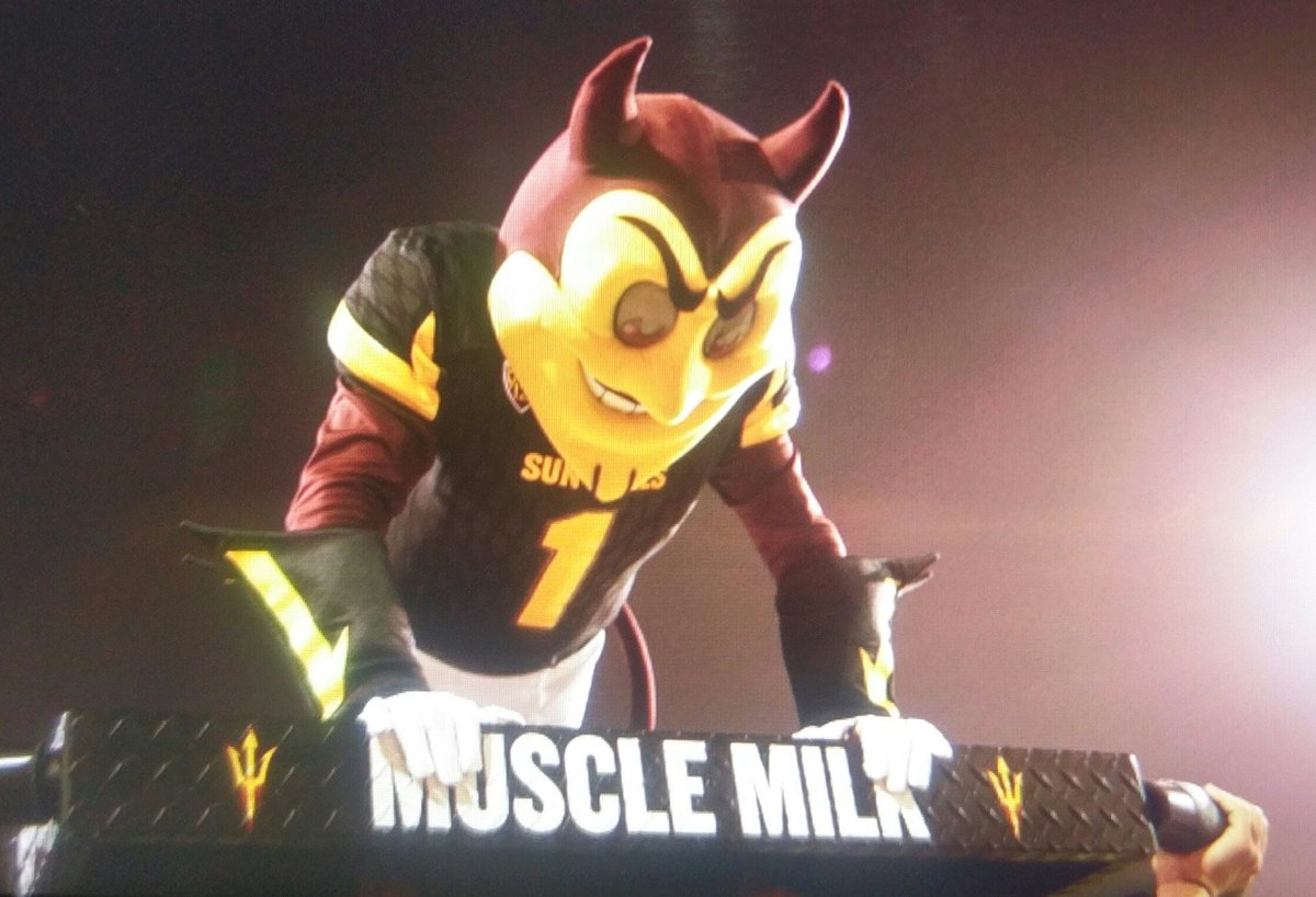 asu_saa's tweet image. 51 push-ups and counting... #WreckTheTech #GoDevils 😈😈😈