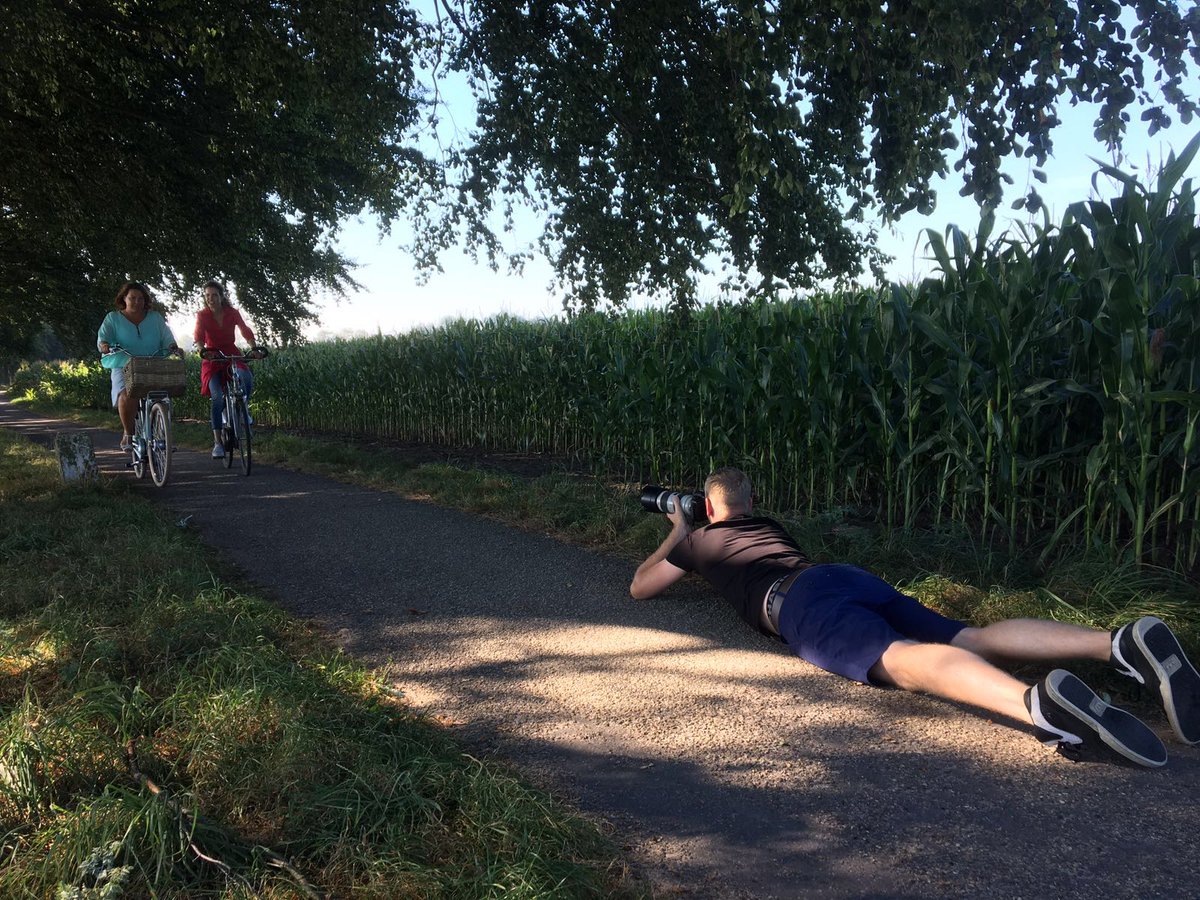 Suzanne van Gaale (@suzannevangaale) on Twitter photo Leuk! Dagje 'fietsmodel' in #Holten in de nieuwe fotocampagne van @ToerismeRH, met dank aan fotograaf <a href="/gijsversteeg/">Gijs Versteeg</a> Leuk! Dagje 'fietsmodel' in #Holten in de nieuwe fotocampagne van @ToerismeRH, met dank aan fotograaf <a href="/gijsversteeg/">Gijs Versteeg</a>