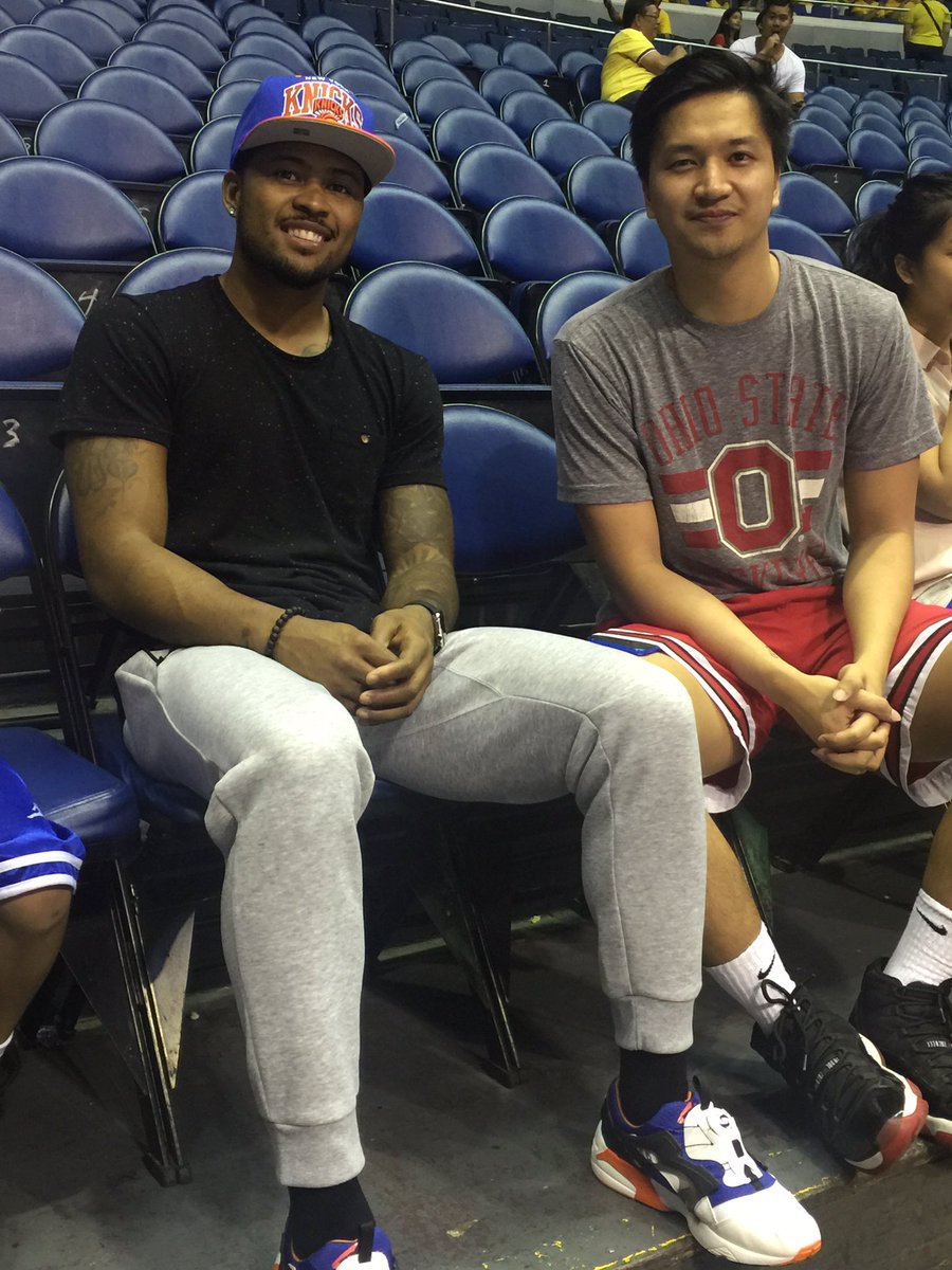 dbuzzketball's tweet photo. @CaLi_LuvsME and @JosanNimes at araneta now to watch adamsons game https://t.co/01Gi95v5v5