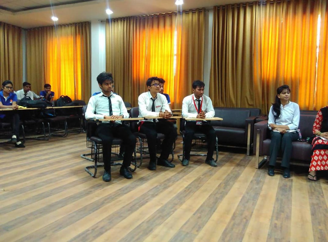 AxisColleges tweet media