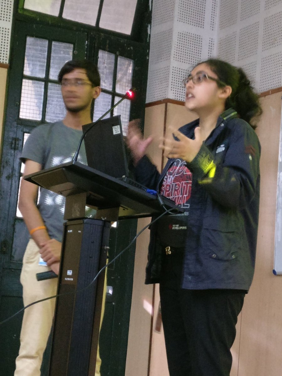 SiddharthVipul's tweet photo. Last day was amazing! Gave a talk on foss, fedora and then workshop on Git & GitHub. Awesome crowd.#team #fosswave https://t.co/jn9LPQ2C6W