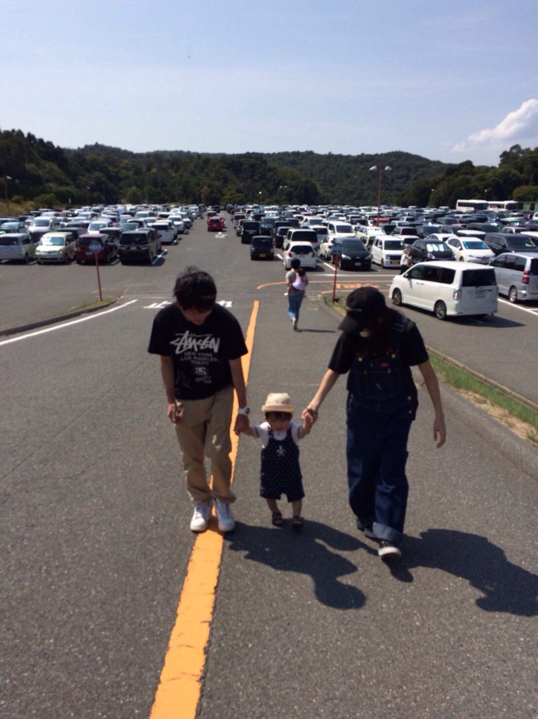 ta_71591's tweet photo. 疲れたっ！！！まあたそがまあたそママ迎えに行って1人だから普段は絶対させてくれないエアコン20度 背徳感で悶絶 https://t.co/fUesSP91Hk