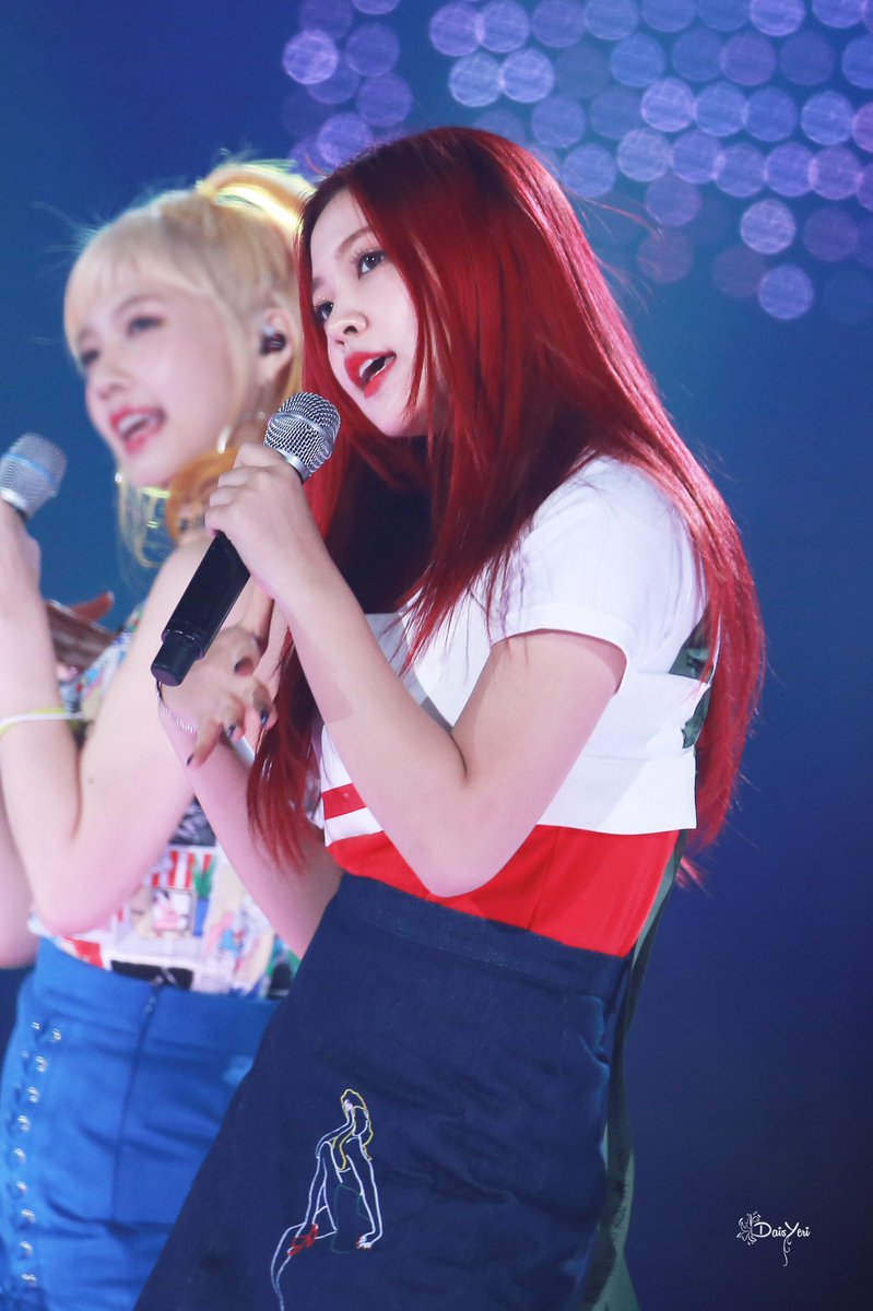 DaisYeri_0305's tweet photo. 160907 힘찬함성 콘서트 2P🎯 #예리 #YERI 
https://t.co/a68CGLiCrd
https://t.co/O2zicPktDG https://t.co/ZVamzIxuOd