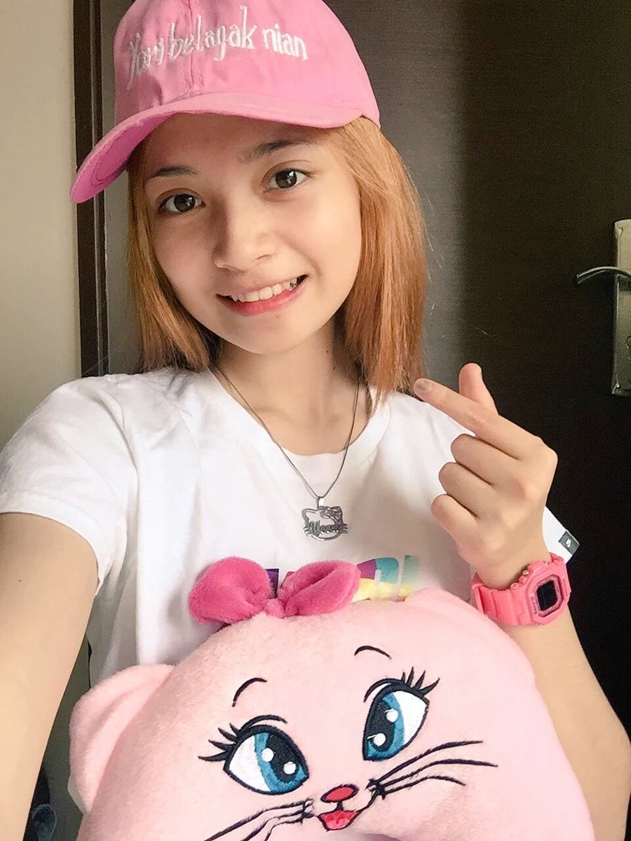 Sweet nded <a href="/8YoeriChiBi/">Yoeriche Endine</a> 
#CherrybelleNomineAMI