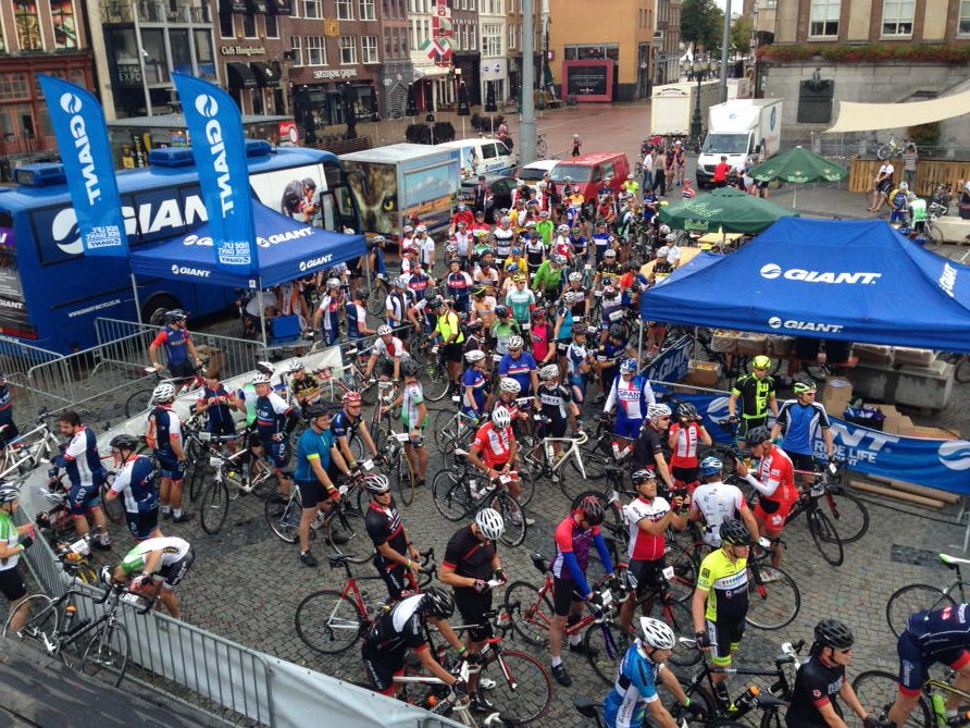 giantbenelux's tweet photo. Bike time in Groningen @tochtgroningen #ridelife https://t.co/Pg72WZkGF0