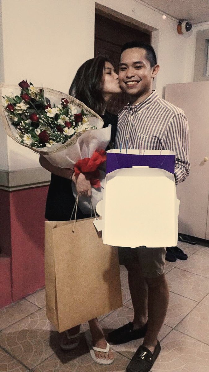 ravrivera's tweet photo. She just had her birthday yesterday, but I think I was the one who got a present. Thank u lord for this blessing 🙈 https://t.co/YBryOFaLtb