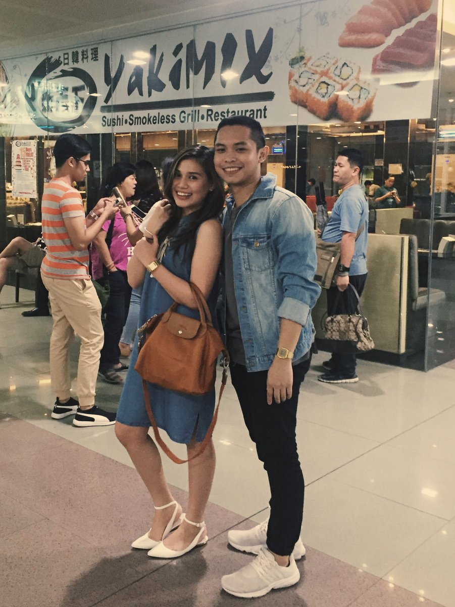 ravrivera's tweet photo. She just had her birthday yesterday, but I think I was the one who got a present. Thank u lord for this blessing 🙈 https://t.co/YBryOFaLtb
