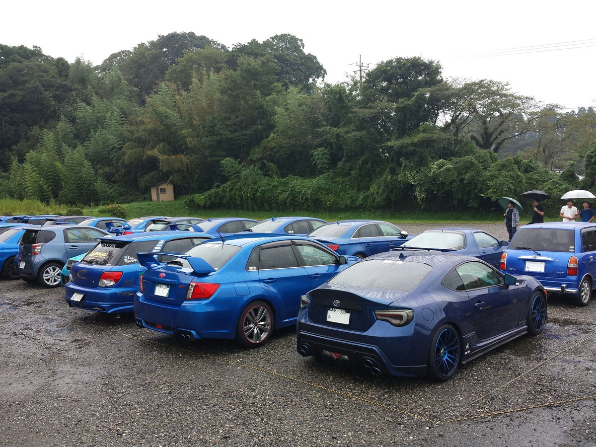 Mk5GTI55's tweet image. 今日も青い車がいっぱい♪④   香取神宮。まだ雨...。#青い車 #impactblue #青車 #ゴルフR #香取神宮