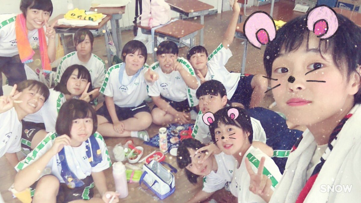 BQn25g2's tweet photo. 2日間ほんまたのしかった😭😍

みんなが１つになった感じした！
合唱コンは銀賞で体育祭は2位だった
けどたのしかった☺️

バリthe ！！ https://t.co/ODpicp1DtT