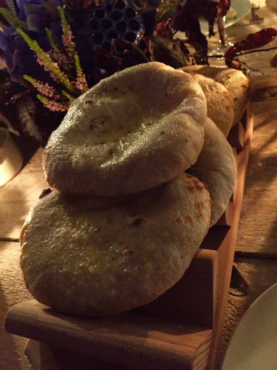 jcdal's tweet photo. @firehousebread your work is stunning...! Thank you for the starter #realbreadrising #foodconnect @Maperath_farm https://t.co/2QRZqlODZ7