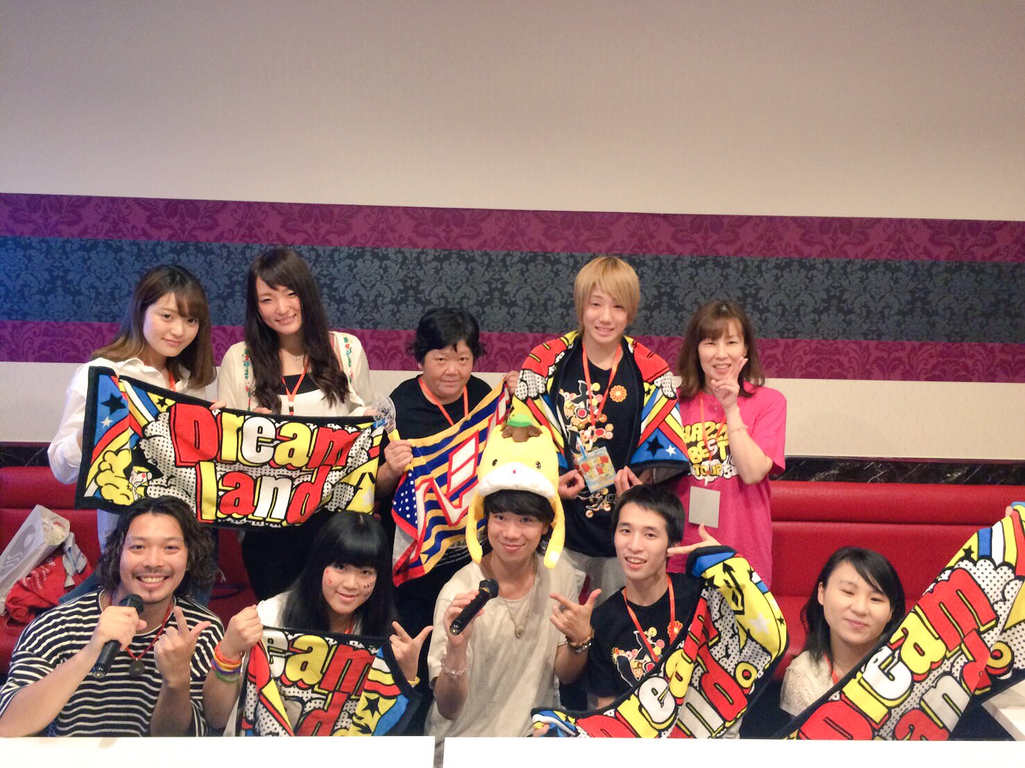 ハジ Hazzie 8月4日新曲 来年の夏 V Twitter はじんちゅカラオケパーティー In 群馬 ビッグエコー高崎問屋町店さま ありがとうございました 3号室使わせていただきました 神ルーム ハジ とdjあさきちデュエットもありました笑