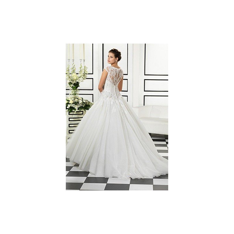 extralacecom's tweet image. Eddy K EK967 extralace.com/ball-gown/3301… $357.98 #wedding #weddingdress #weddinggown #gown #dress #alineweddinggown