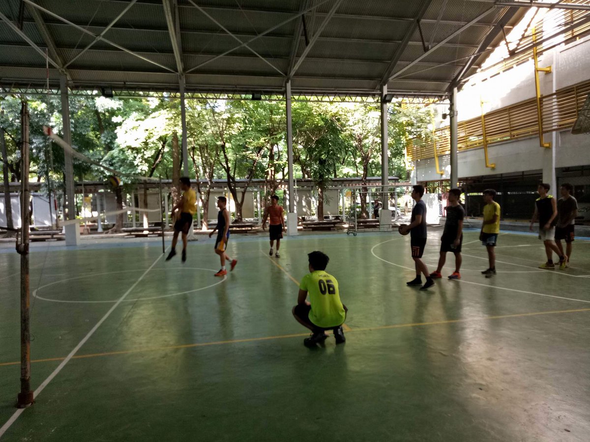 USTChES's tweet photo. ChES' Volleyball Team, together with some alumni & UP students, had their tryouts at the UST Practice Gym
#ChEPower https://t.co/vbnKssk1MX