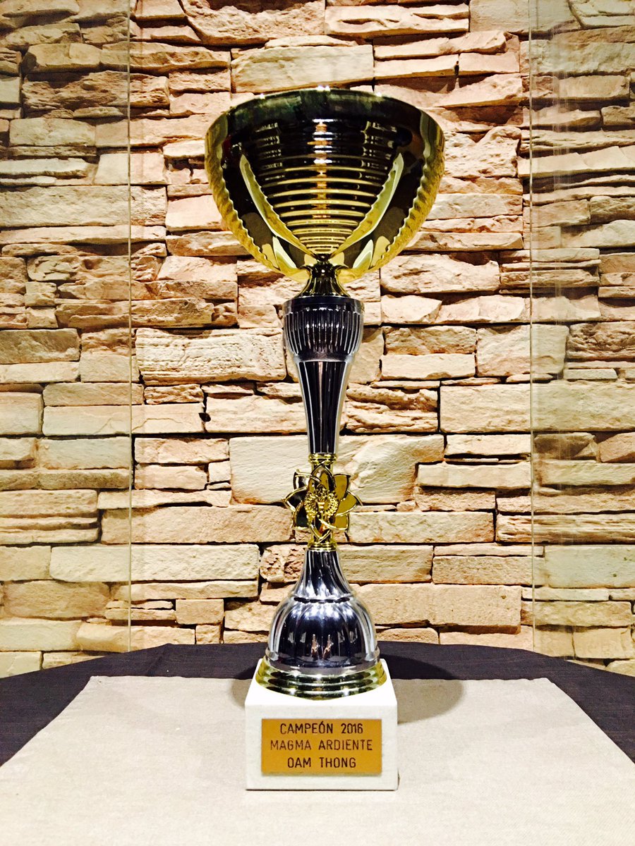 oamthong2's tweet photo. Esta noche el gran campeonato de Magma ardiente https://t.co/lHJIrPKyNV