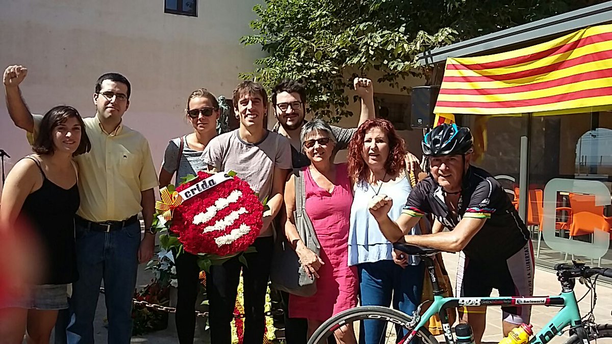cridapremianenc's tweet photo. Discurs íntegre de @cridapremianenca d'aquest any a #PremiàdeMar en motiu de la Diada https://t.co/jr8M3iLStY https://t.co/AtVDLtG7Z5
