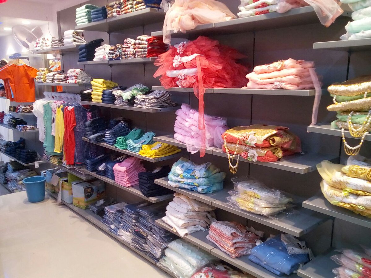MSGapparels's tweet photo. #StylishMSGapparels are a hot favourite among all age groups! 2 more Showrooms now open in Muktsar &amp; Bathinda! https://t.co/VC4Ycptaa1