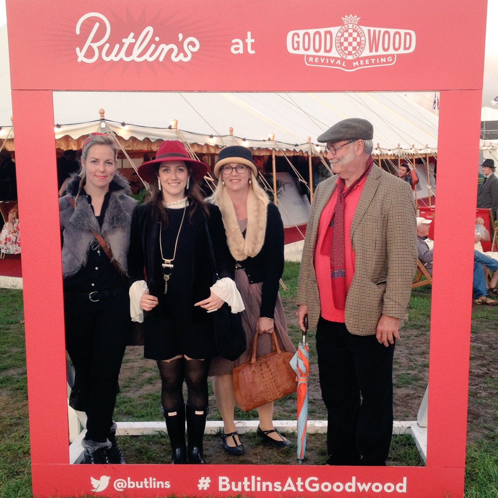 MaxiSttr's tweet photo. @Butlins #ButlinsAtGoodwood https://t.co/alIKf2RaJe