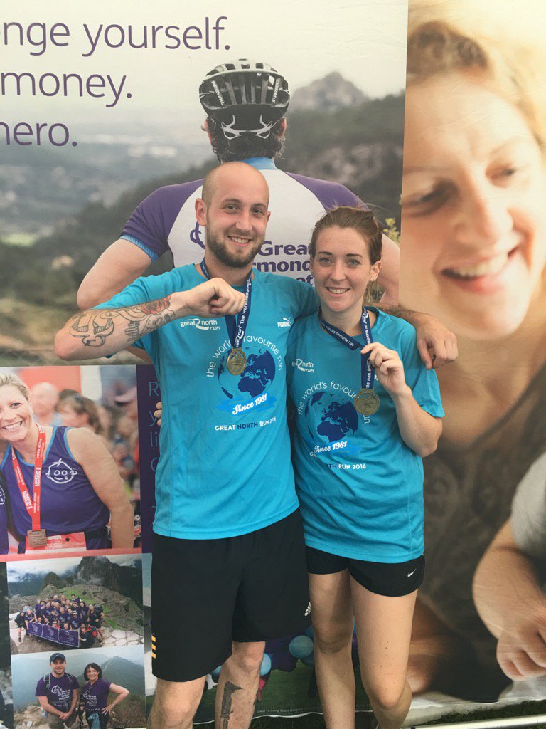 ChrisBurnham89's tweet photo. We made it! #GNR #GOSH #teamdunelm https://t.co/cvFhXgPC8S