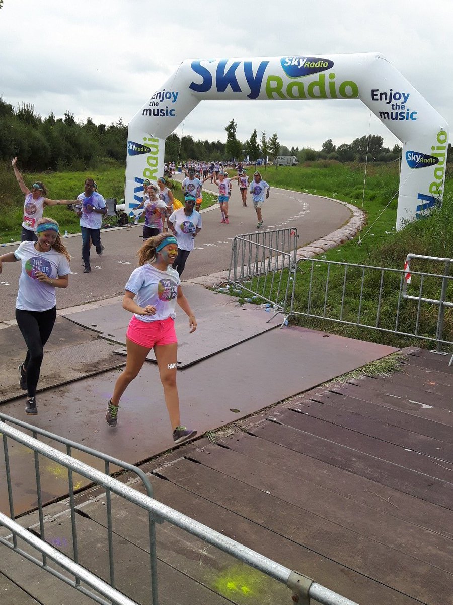 APloeg's tweet image. #colorrun2016     voor het goede doel 
Groot opgezet. @skyradio101fm
