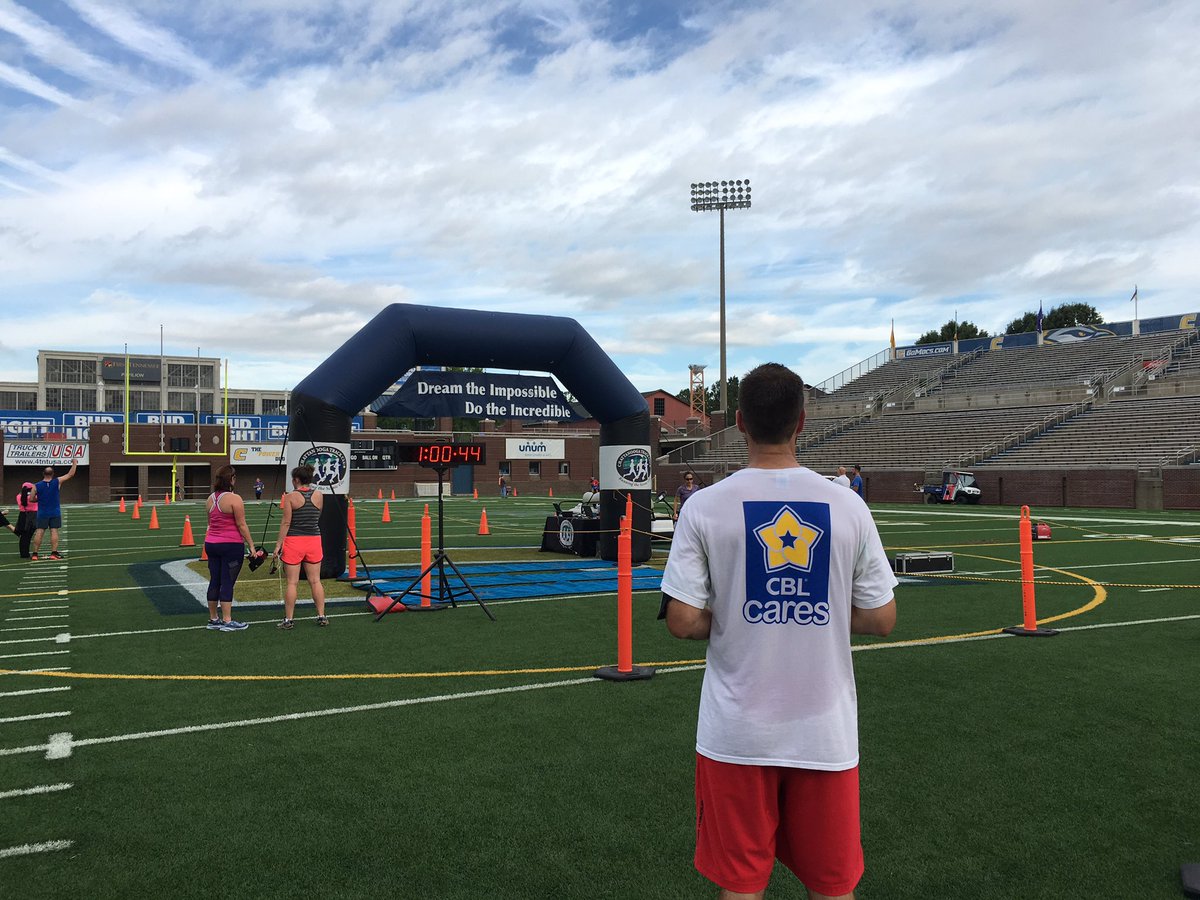CBLproperties's tweet photo. Congrats to the team members who participated in the #RunOfHonor 8K this morning. #CBLFIT #CBLcares https://t.co/fAWMeF4cp7