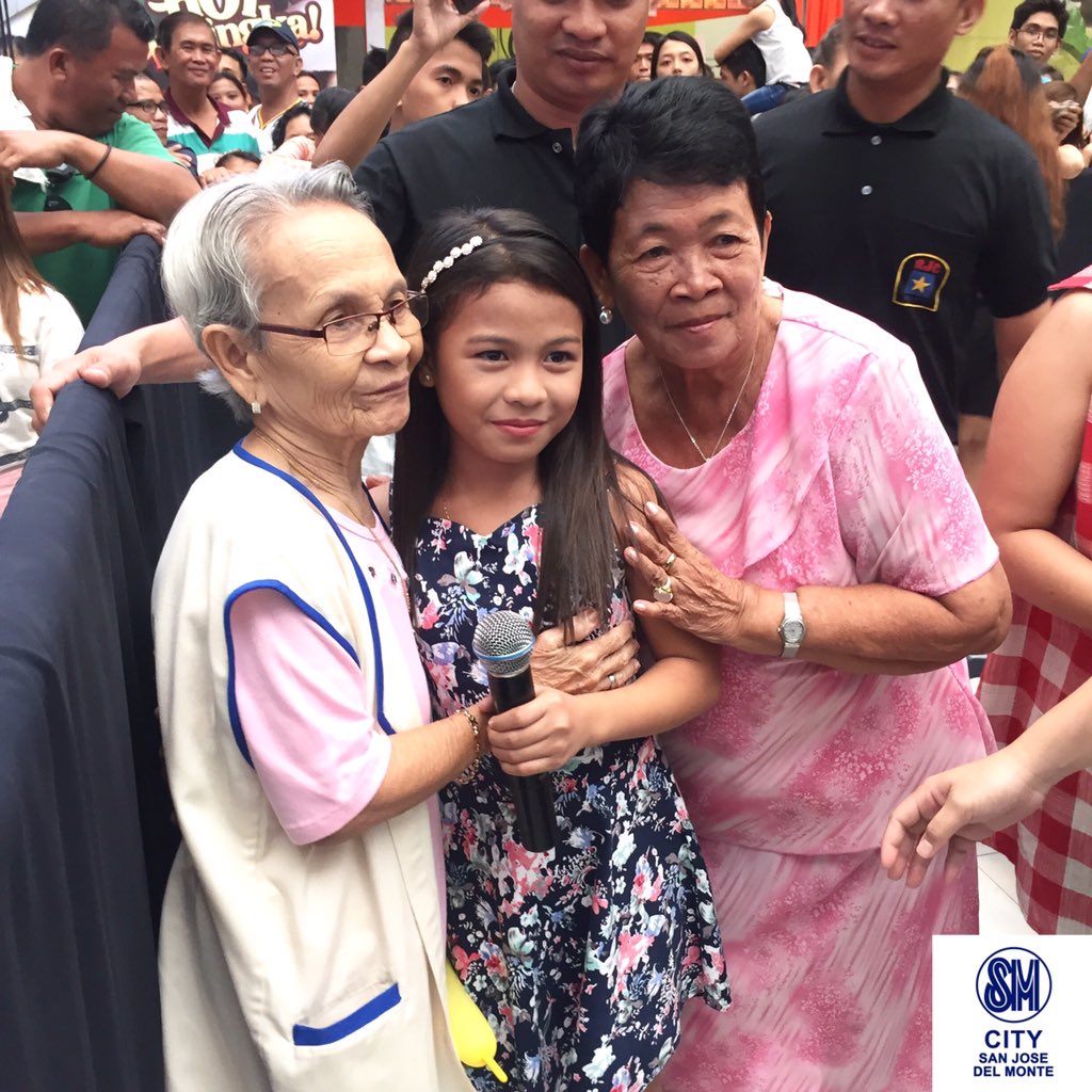 smcitysanjose's tweet photo. The Voice Kids Lyca Gairanod &amp; Reynan Dal-anay celebrates #HappyGrandparentsDay with us here at #SMCitySanJose! https://t.co/GWN7nAP48k