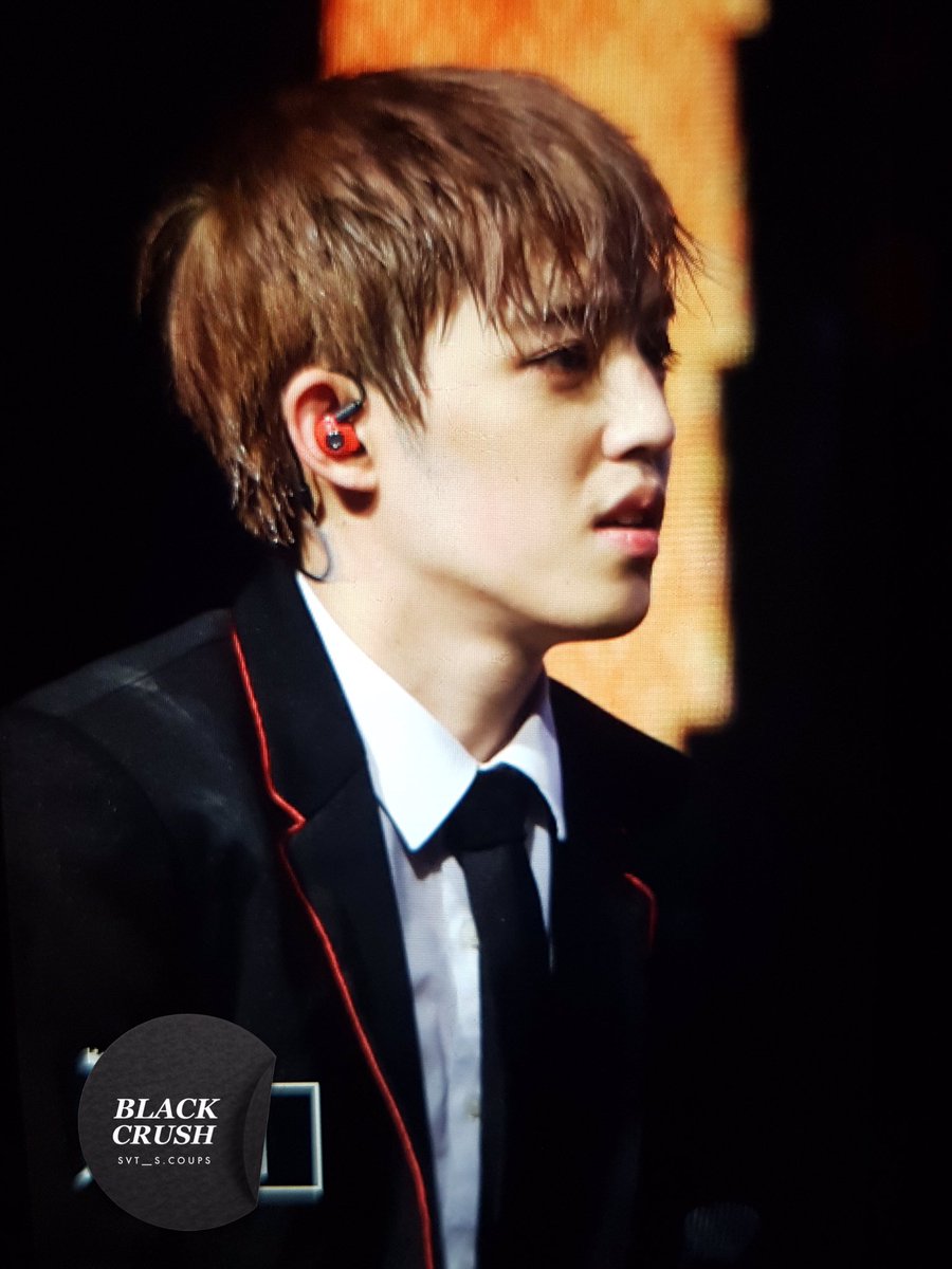 svt_blackcrush's tweet photo. 160911 Taiwan Fanmeeting 🙊
@pledis_17 #세븐틴 #SEVENTEEN #SCOUPS #에스쿱스 https://t.co/Wndpfztd6f